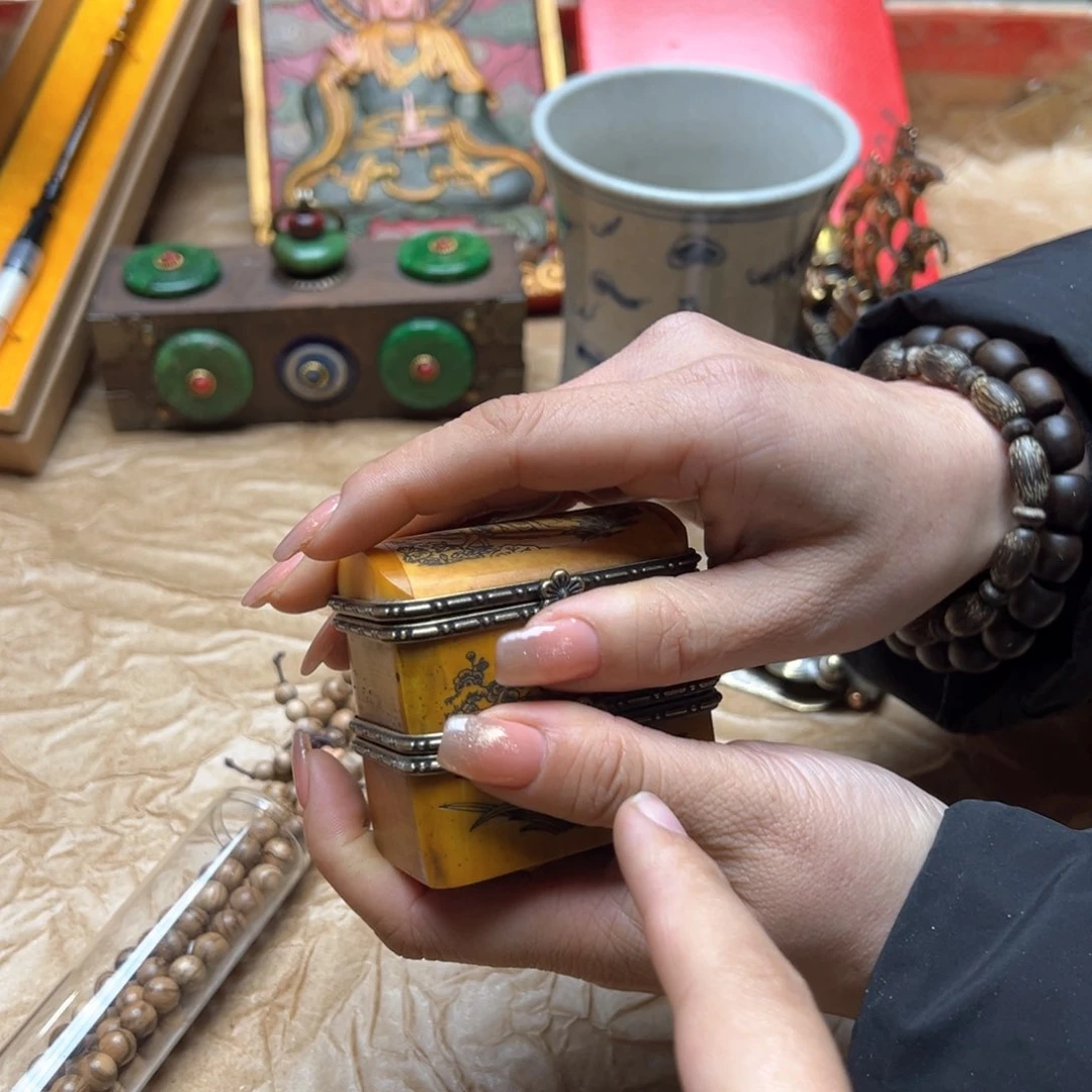 大叶紫檀（黑酸枝木类）