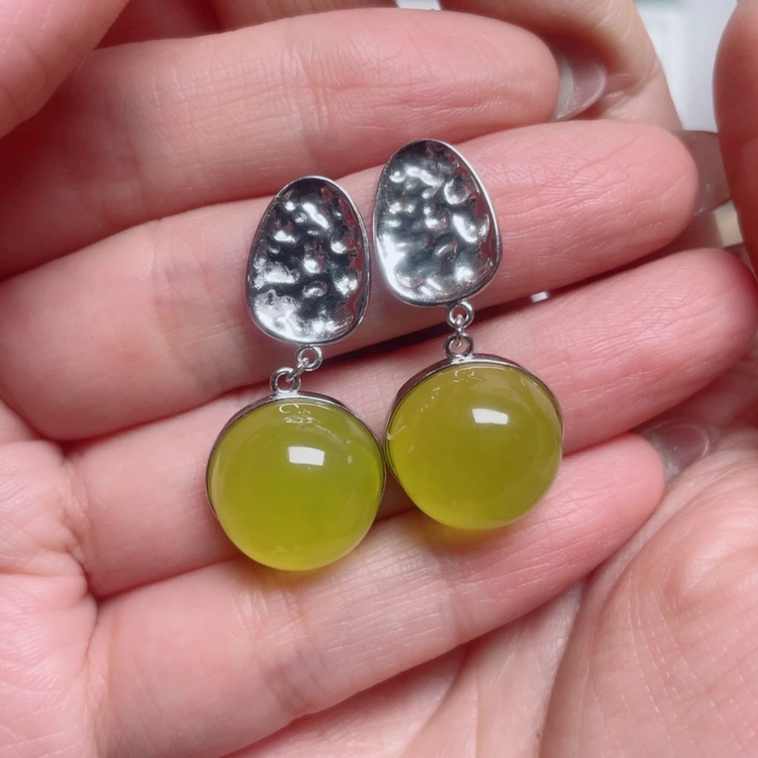 鳯***蓮岫玉银S925镶嵌耳钉