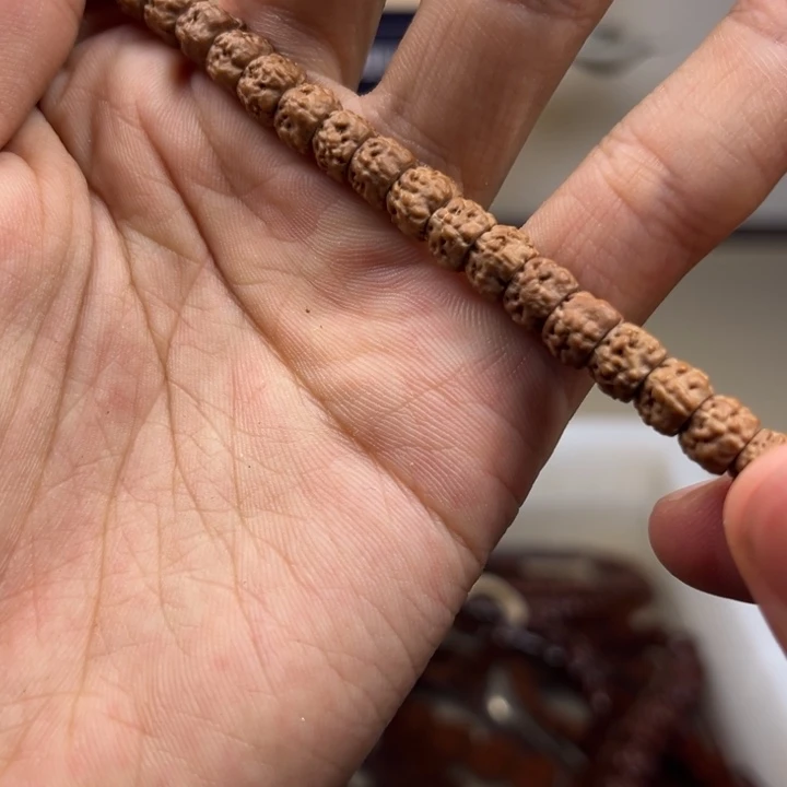 霸***生金刚菩提手串佛手藏切。挑 7