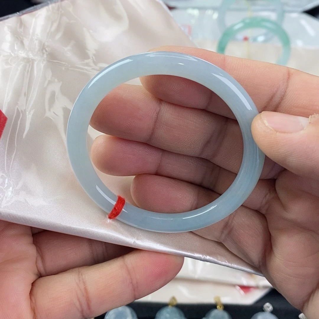 【闪购商品】未镶嵌手镯翡翠