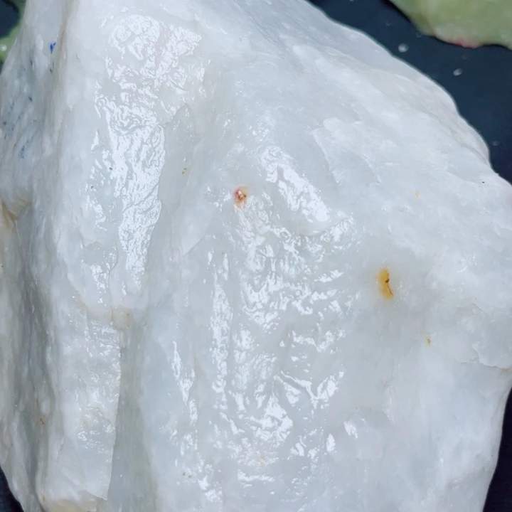 和田玉未镶嵌珠宝奇石