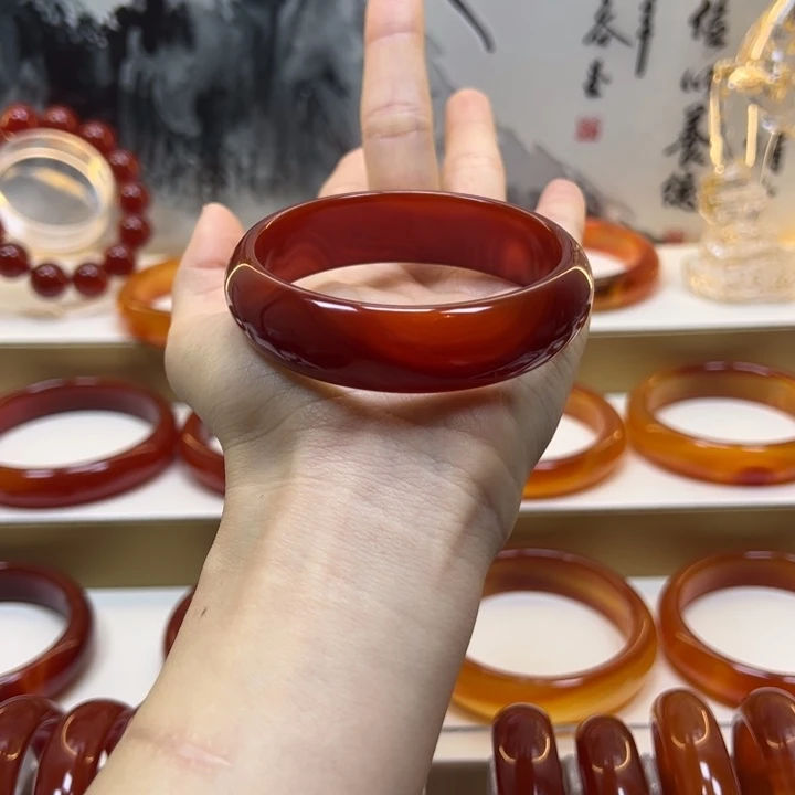 玛瑙/玉髓未镶嵌手镯