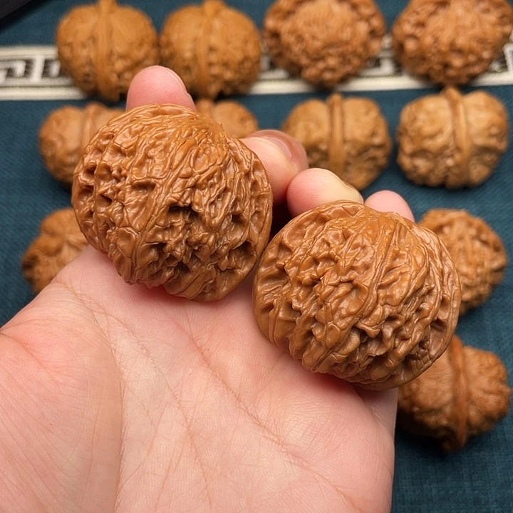 文玩核桃把件全品无修山地磨盘40.5