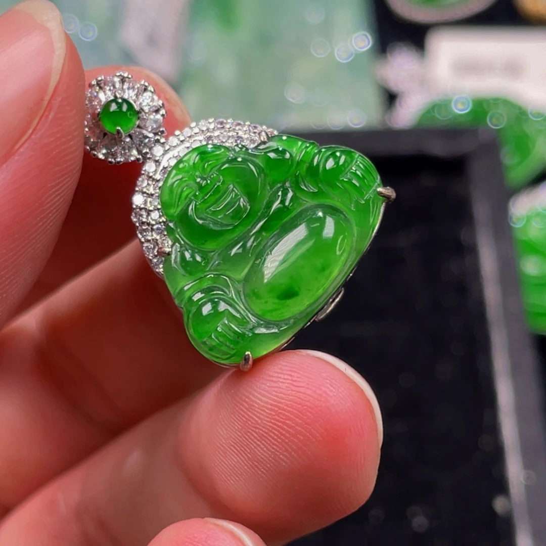 翡翠未镶嵌颈饰5，