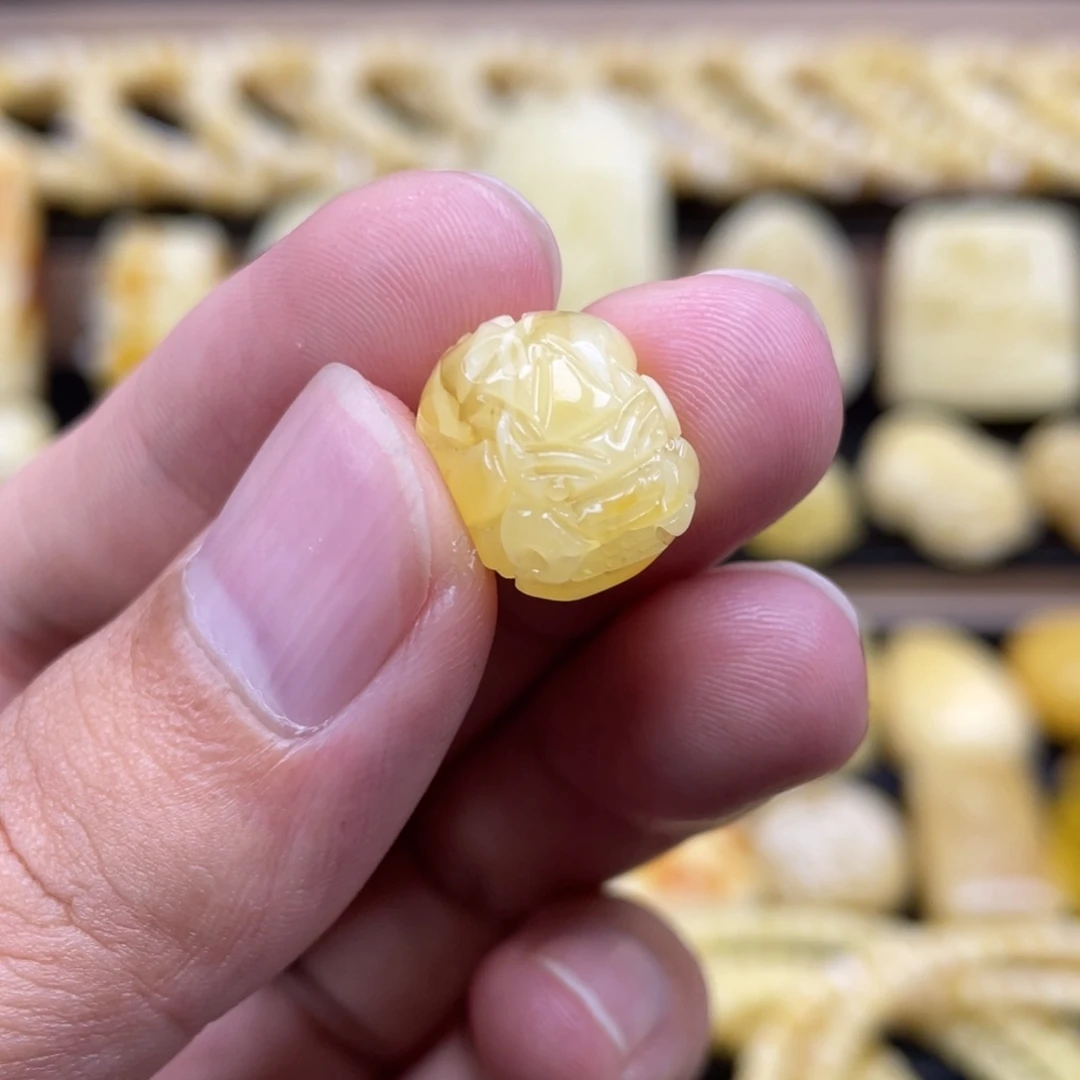 裸石琥珀未镶嵌琥珀蜜蜡