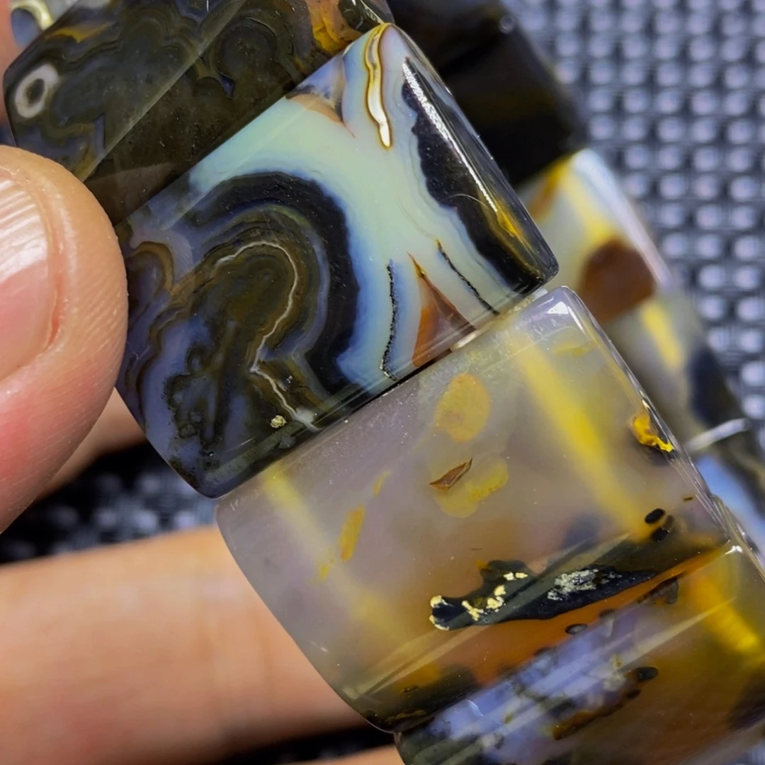 玛瑙/玉髓颈饰未镶嵌怀**乡