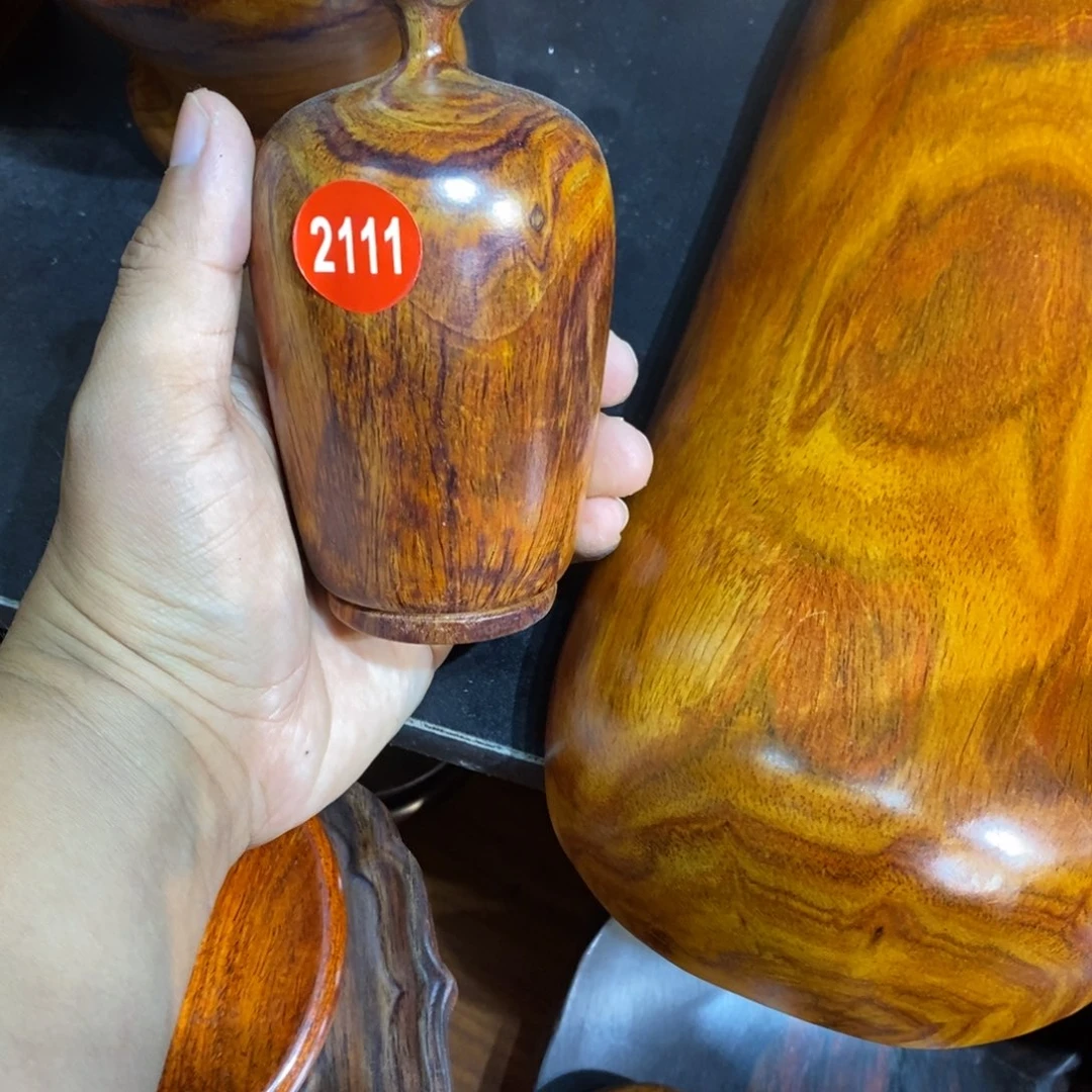 江***画花瓶一个特价包邮