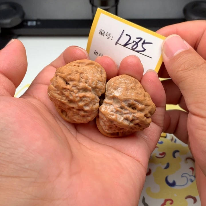 文玩核桃把件40三角蛤蟆1285