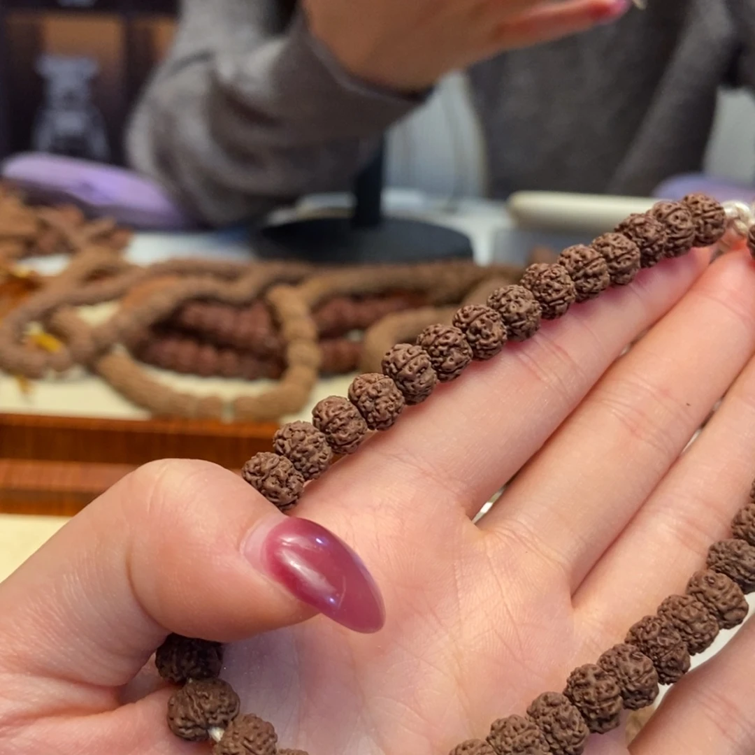 李***吊坠金刚菩提平细手持