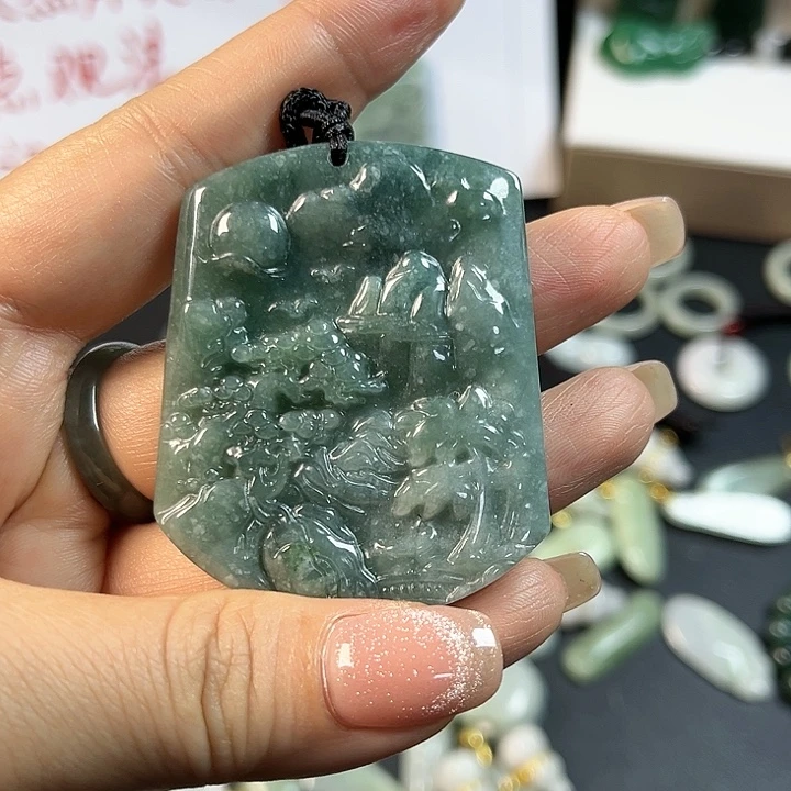 翡翠未镶嵌吊坠(不含链)