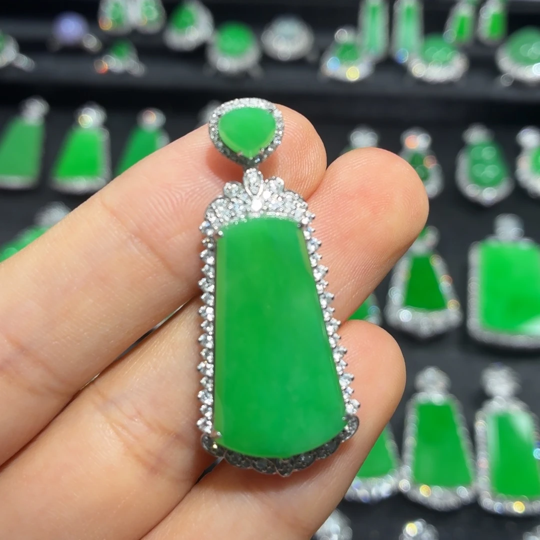 翡翠18K金镶嵌吊坠(不含链)翡翠