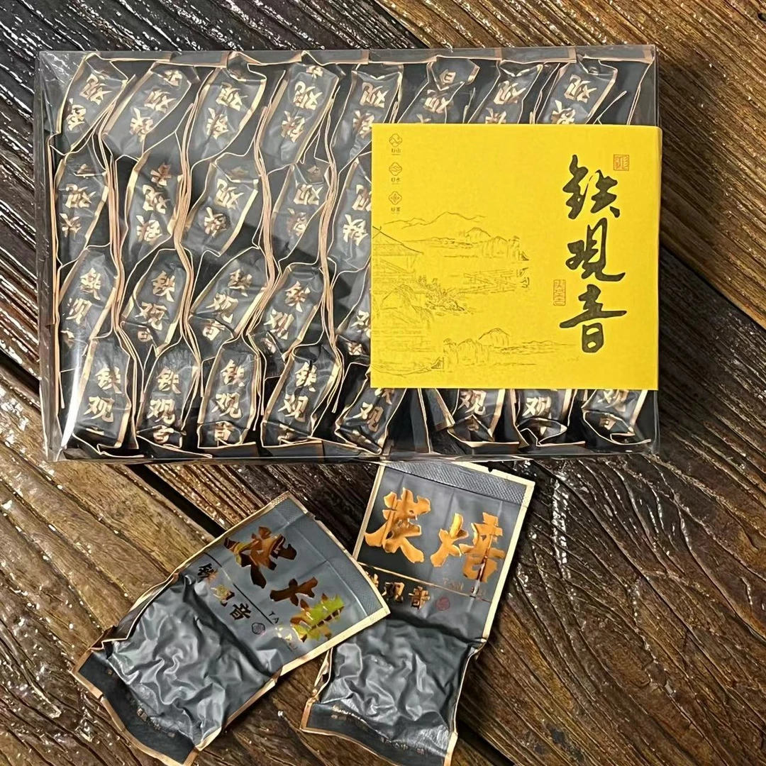 老朱说2024年秋安溪铁观音传统炭焙浓香乌龙茶250克简易盒装