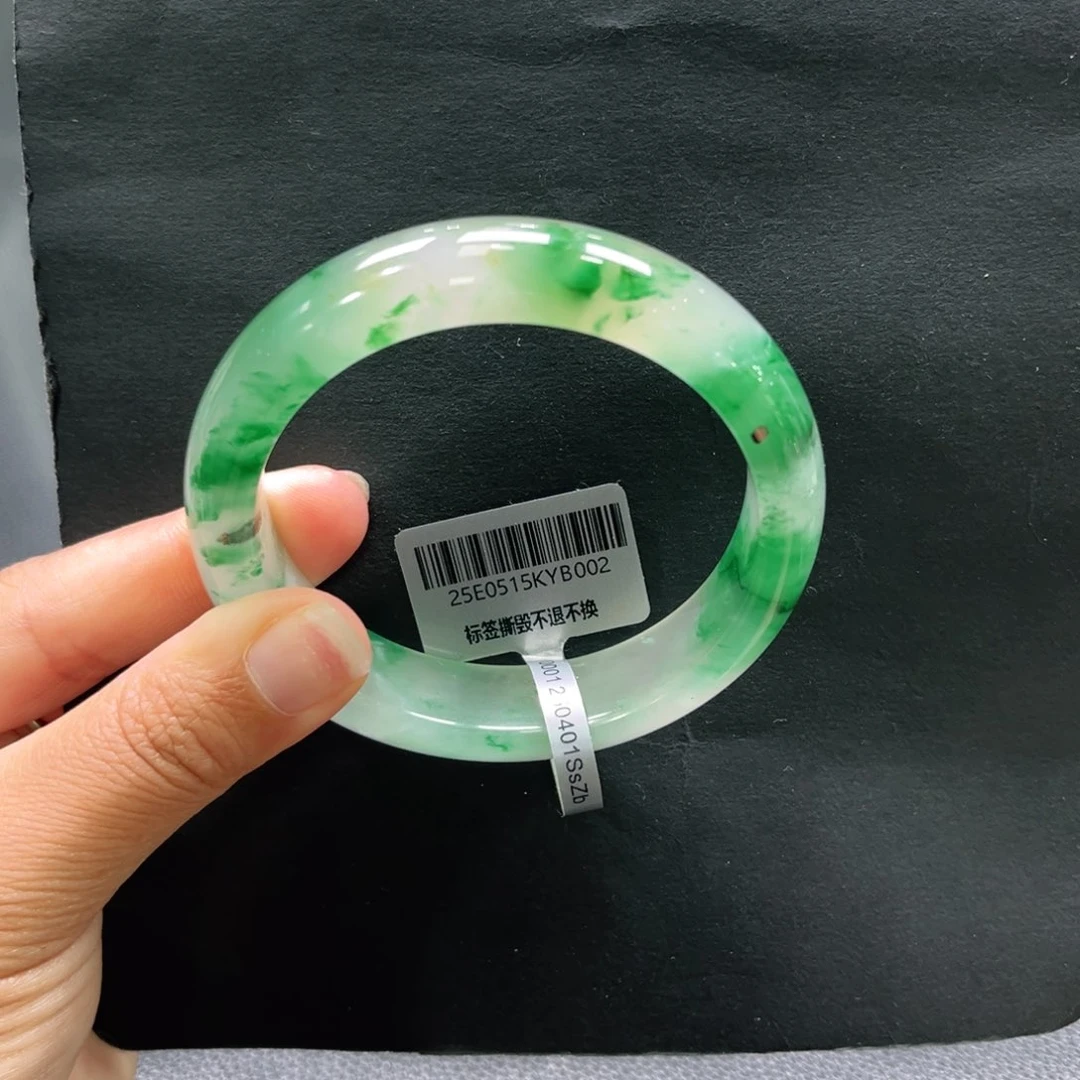 石英质玉手镯未镶嵌➕琦琦57