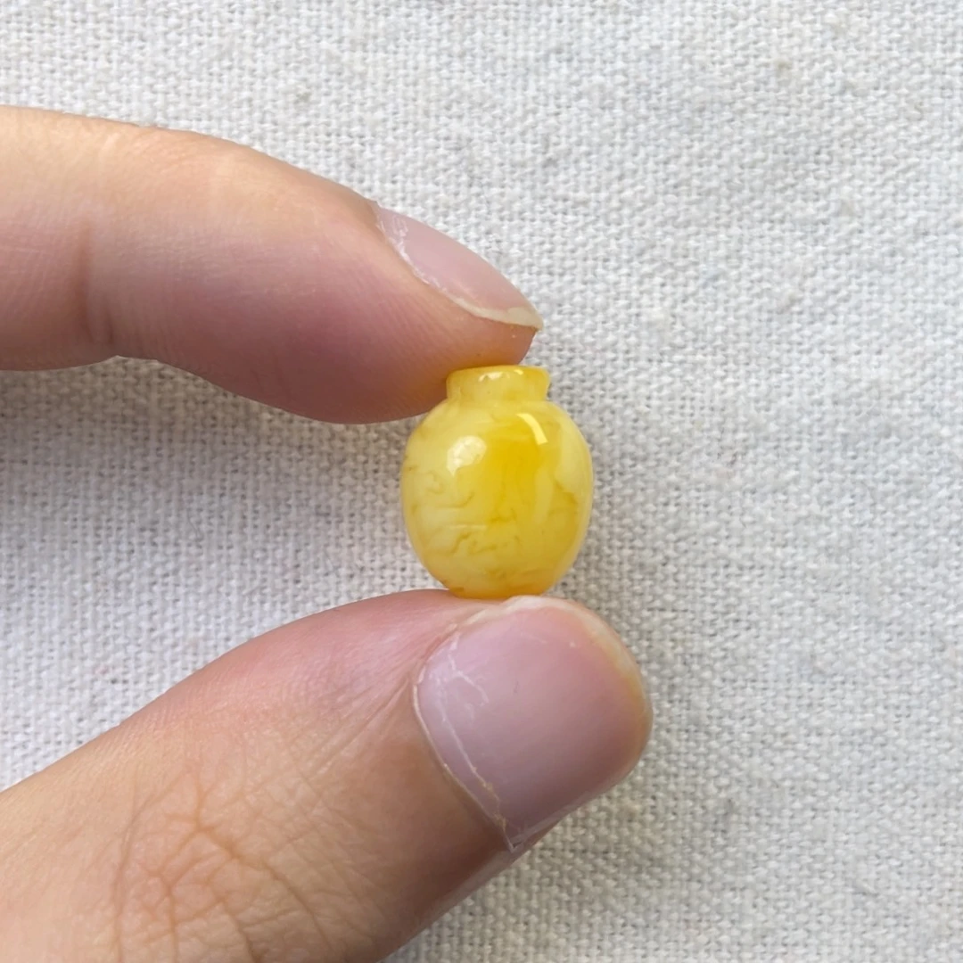 琥珀未镶嵌珠宝奇石胡萝卜