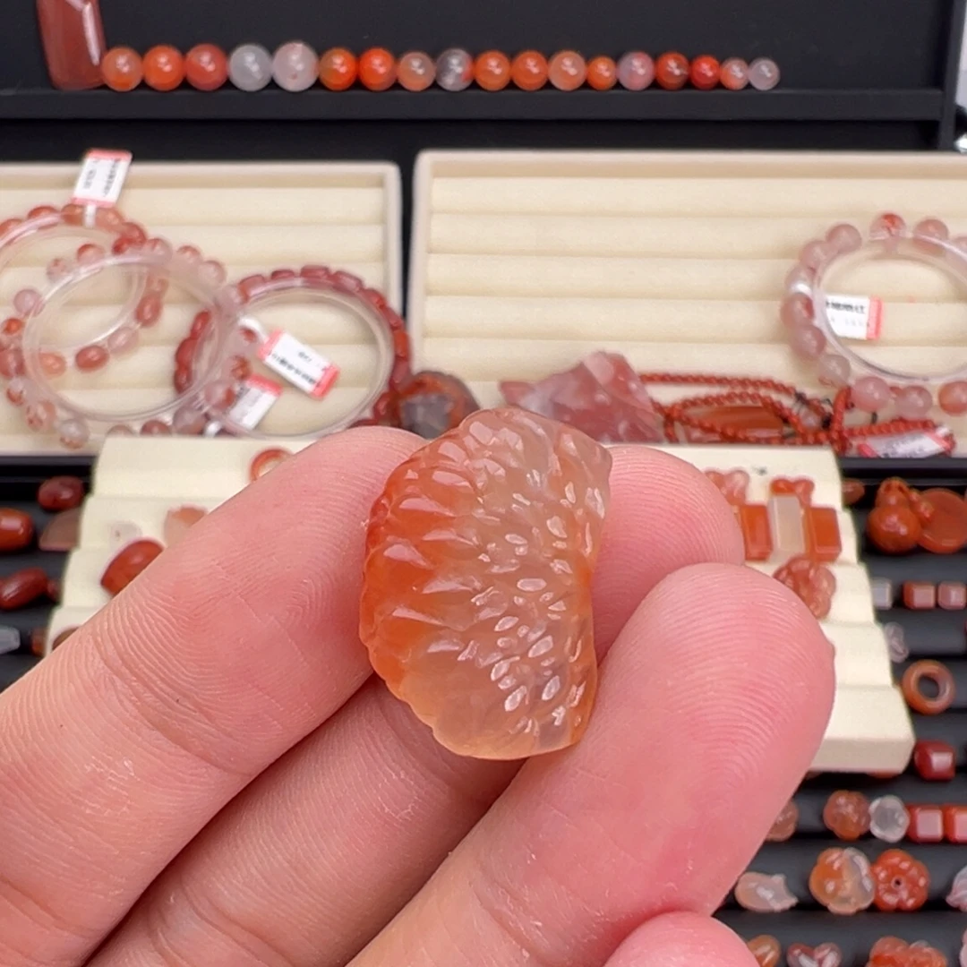 南红玛瑙未镶嵌川料橘子瓣1