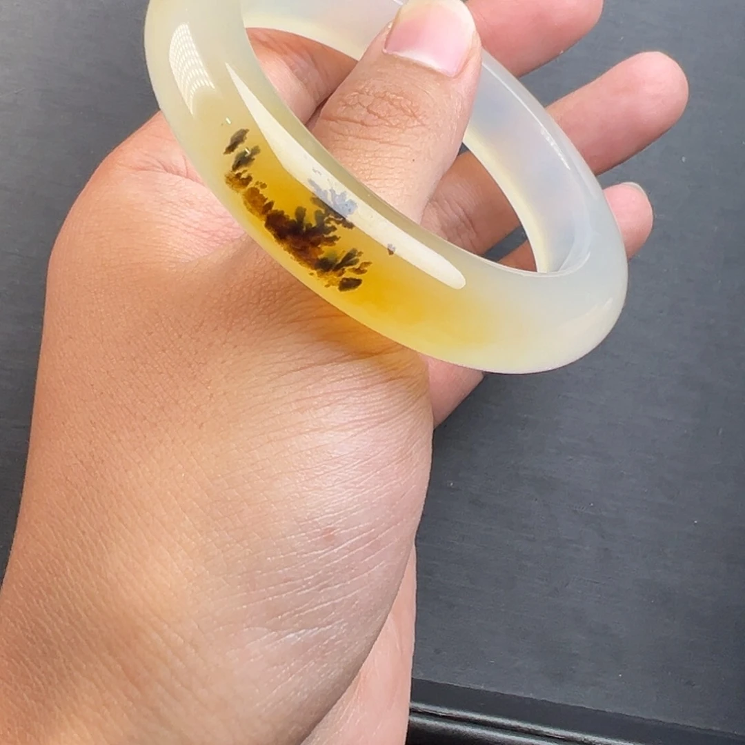 石英质玉（黄龙玉）未镶嵌手镯