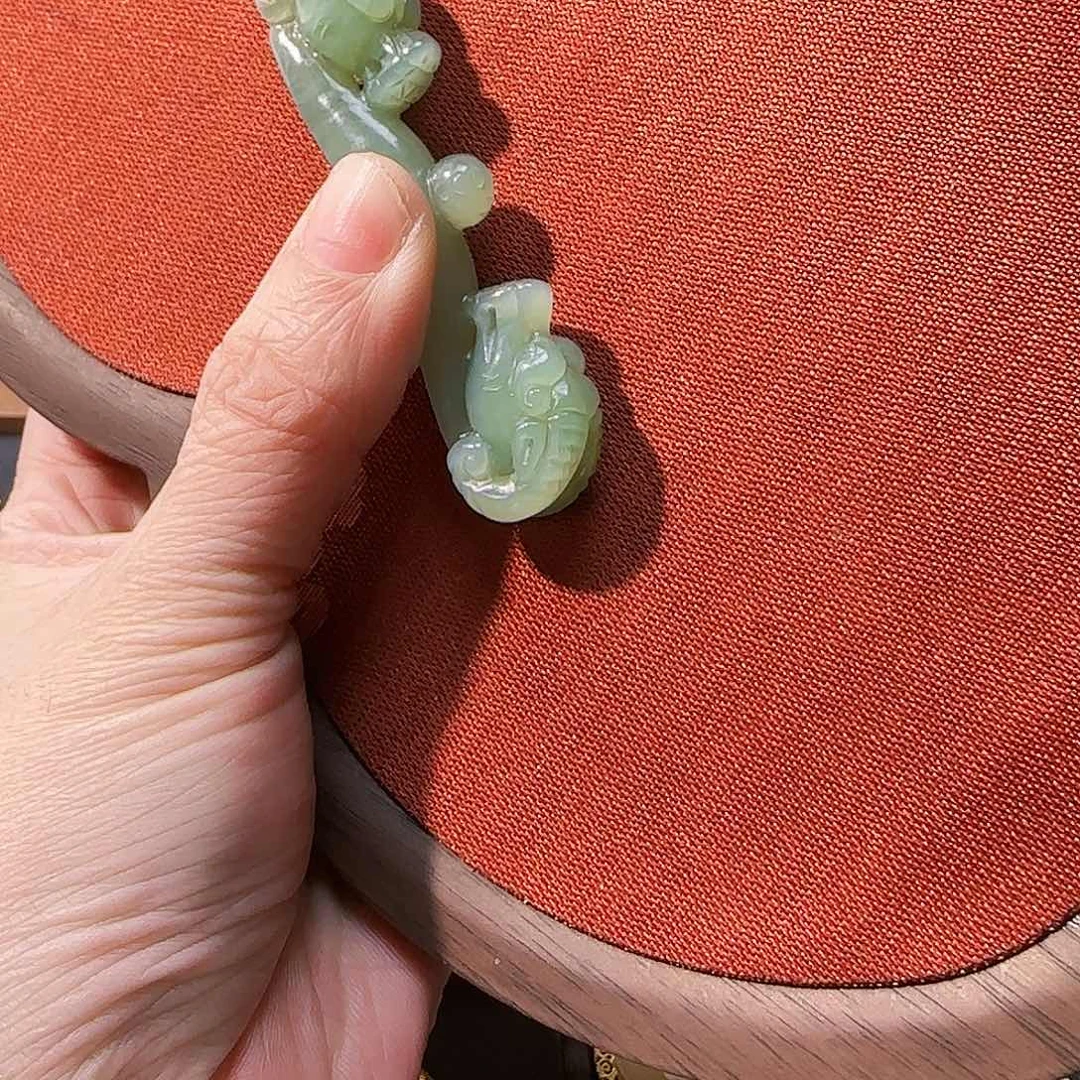 和田玉（碧玉）未镶嵌耳饰