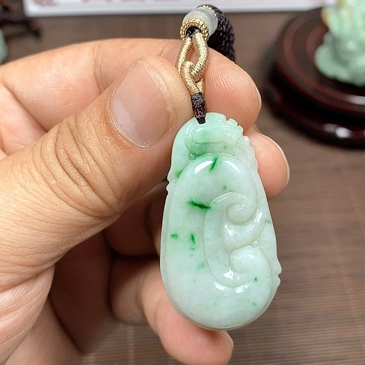 颈饰未镶嵌翡翠天然翡翠玉A货配证书