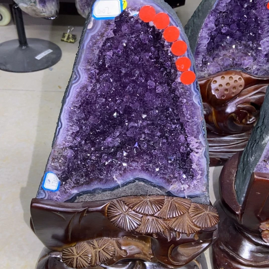 紫晶未镶嵌大型摆件（非配饰）潘