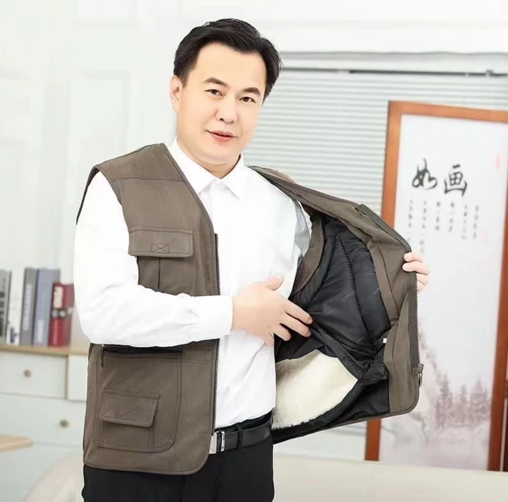 秋冬羊毛马甲爸爸装抗寒保暖皮毛一体坎肩真羊毛加绒加厚记者服
