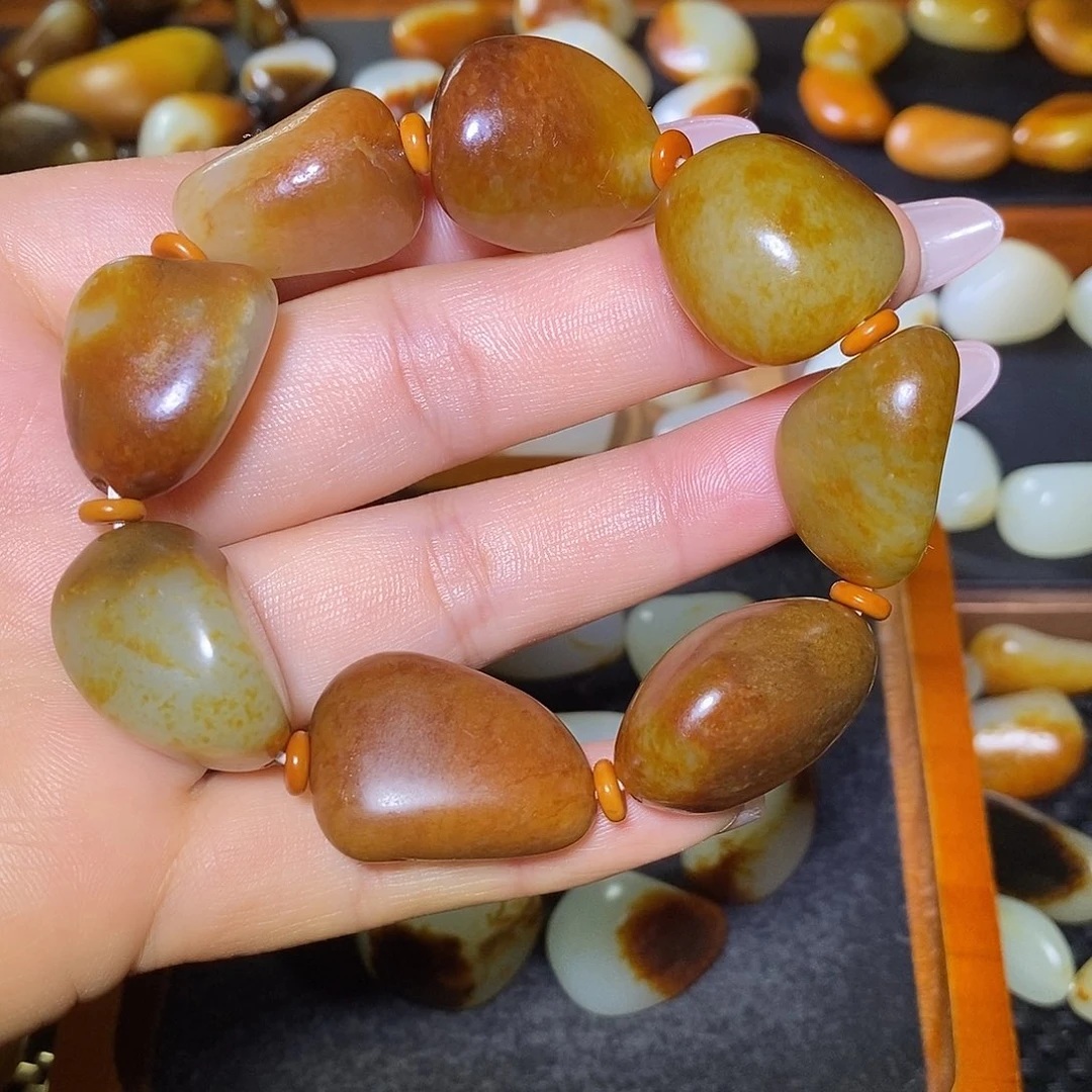 和田玉未镶嵌手串