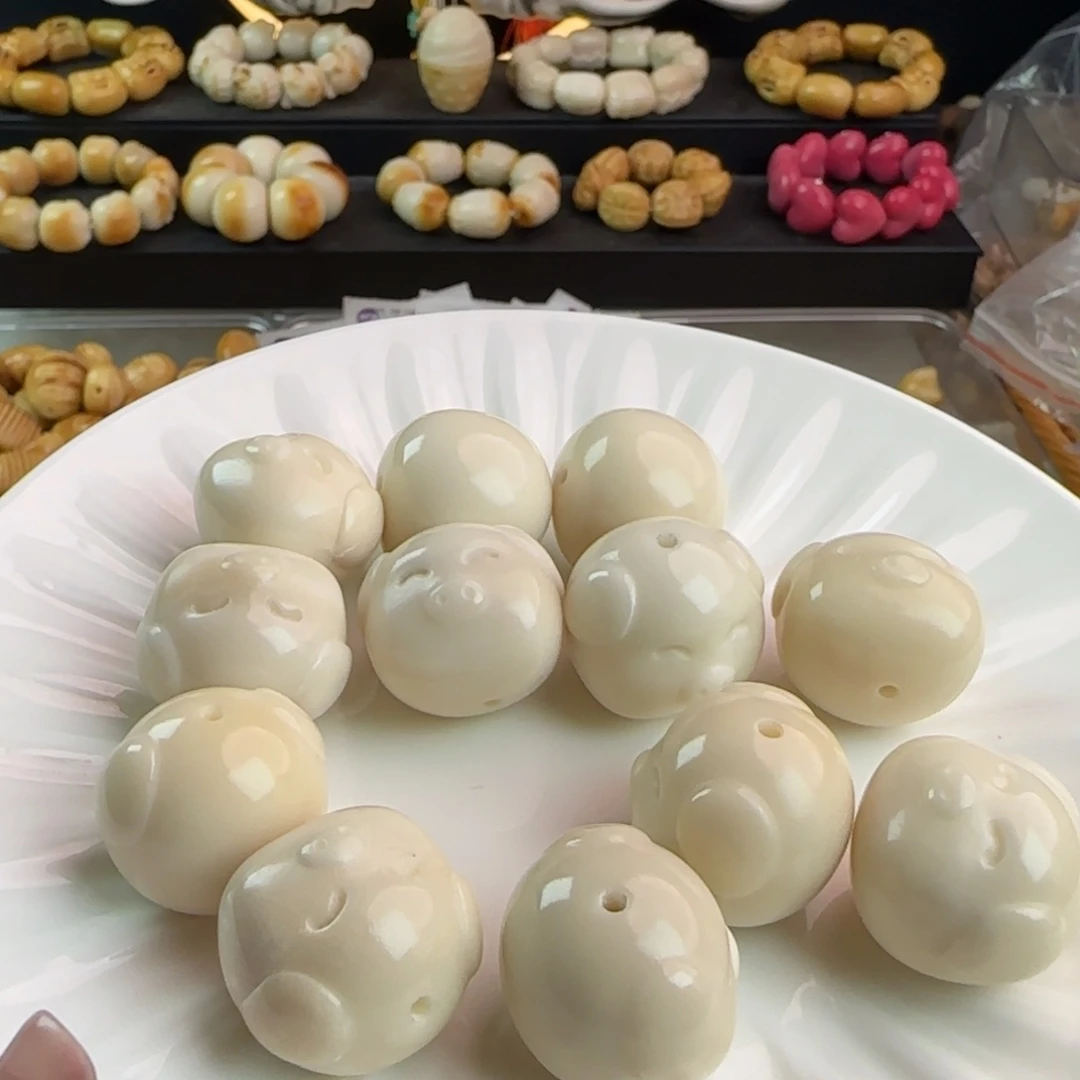 手串菩提根/象牙果微瑕牙果猪头4颗