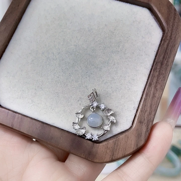 翡翠未镶嵌颈饰天然翡翠Ａ货