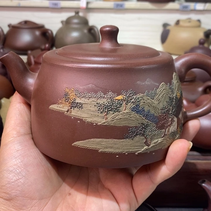 L***S紫砂茶壶精工制作