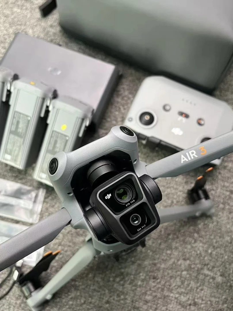 95新 DJI/大疆 Air 3 双摄航拍续航折叠科技便携高清智能航拍飞行