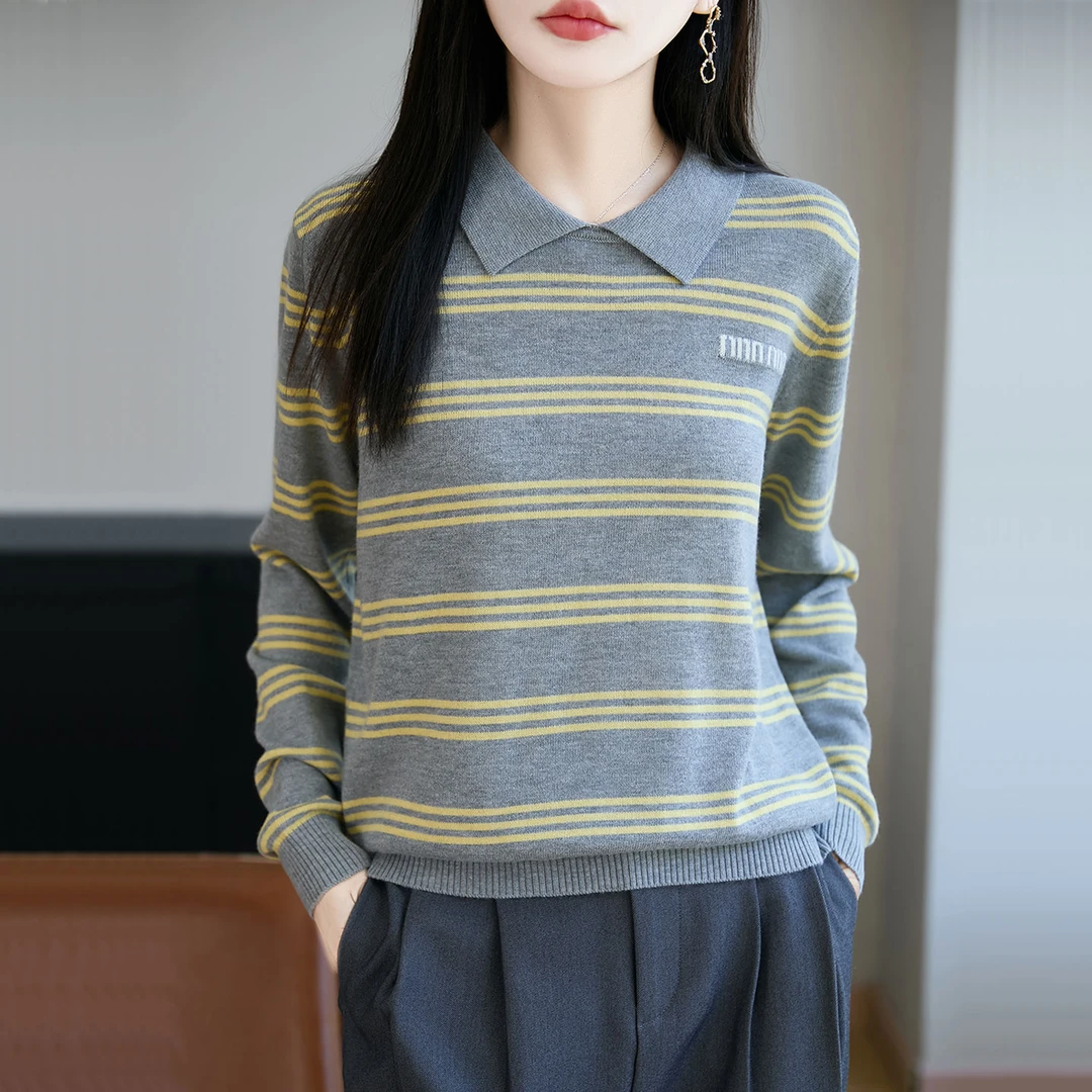 秋季新款撞色翻领羊毛衫女士毛衣时尚宽松刺绣短款打底上衣