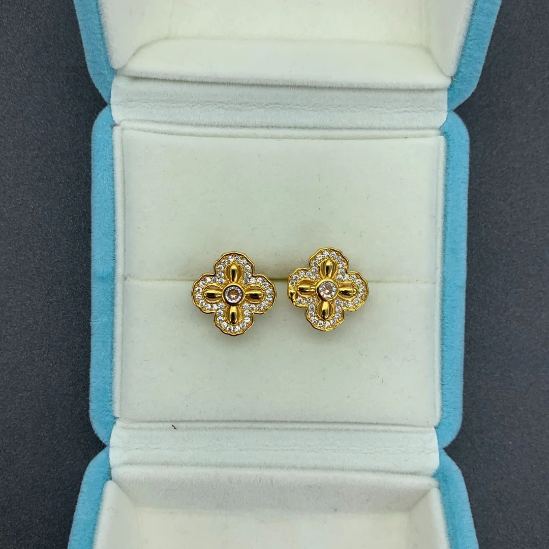 瑞福珠宝 手工镶嵌 百搭经典设计款耳饰 JD800