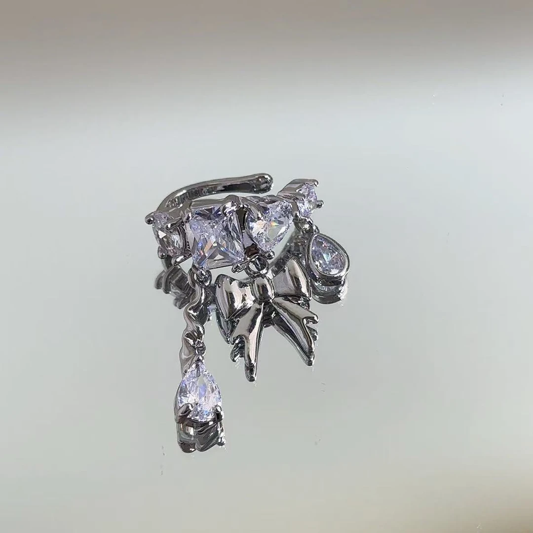 铜合金耳饰 【复古法式熔岩甜酷冷淡风素款设计感】Z269