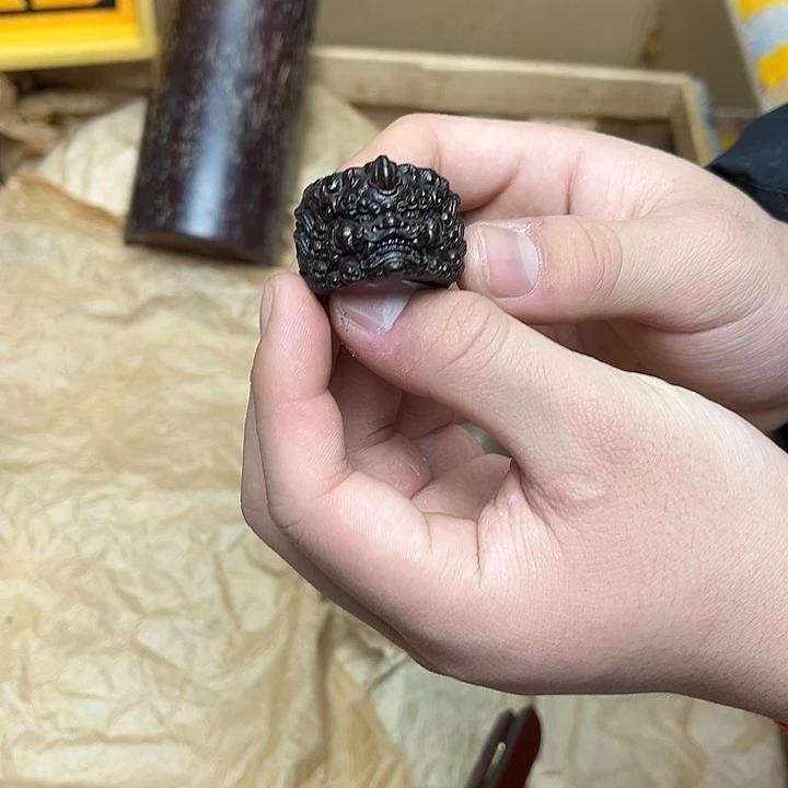 大叶紫檀（黑酸枝木类）