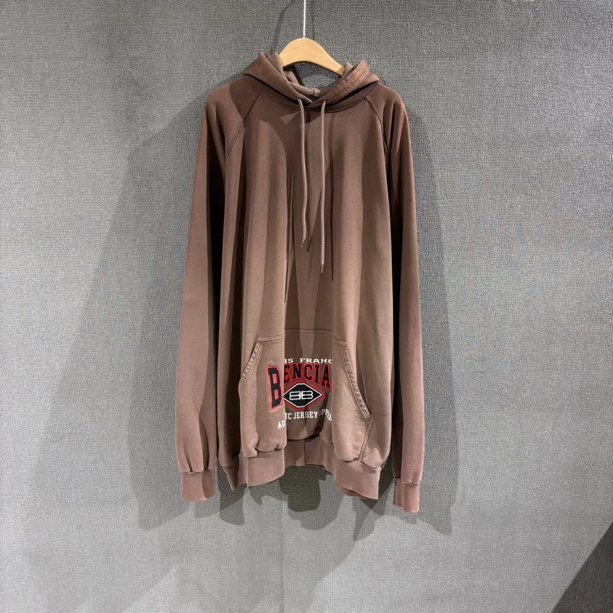 未使用 Balenciaga/巴黎世家 （pm）蝙蝠侠做旧帽衫带吊2码/9194