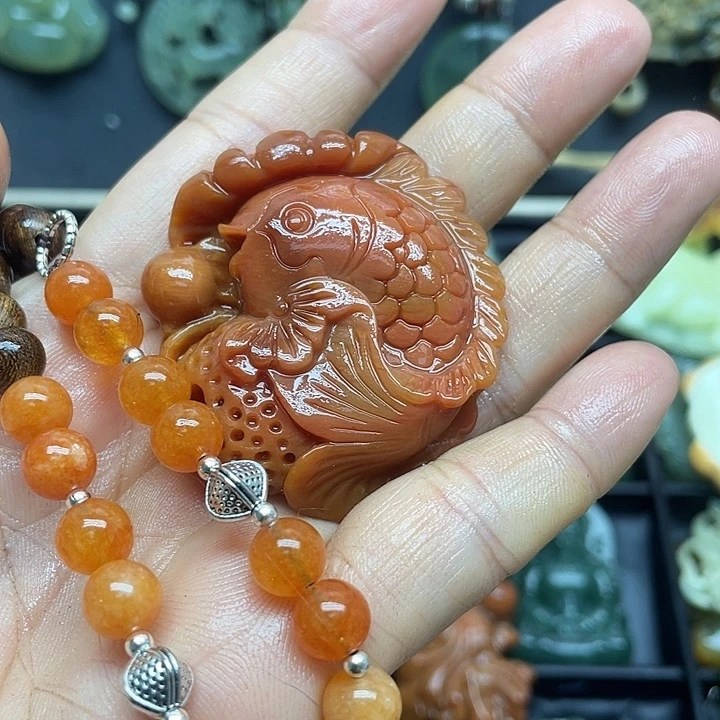 未镶嵌蛇纹石玉颈饰君*
