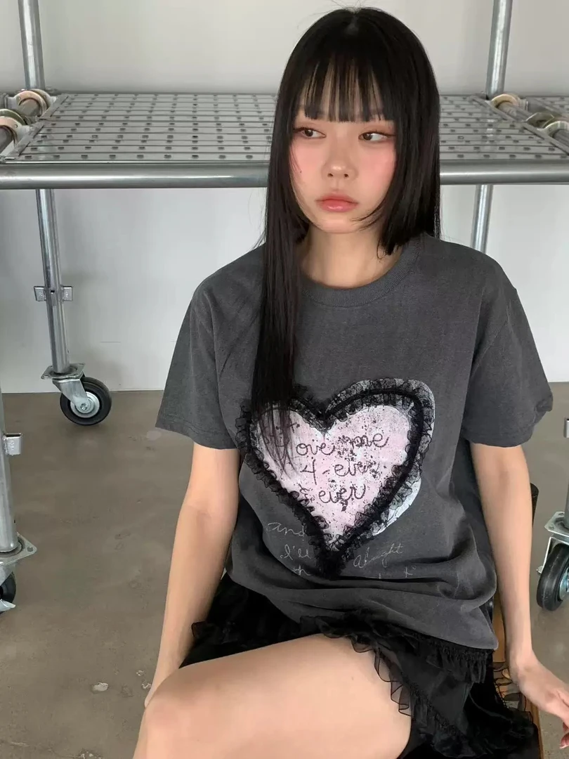 蕾丝爱心宽松针织短袖T恤女韩系新款薄款休闲百搭设计感上衣女装