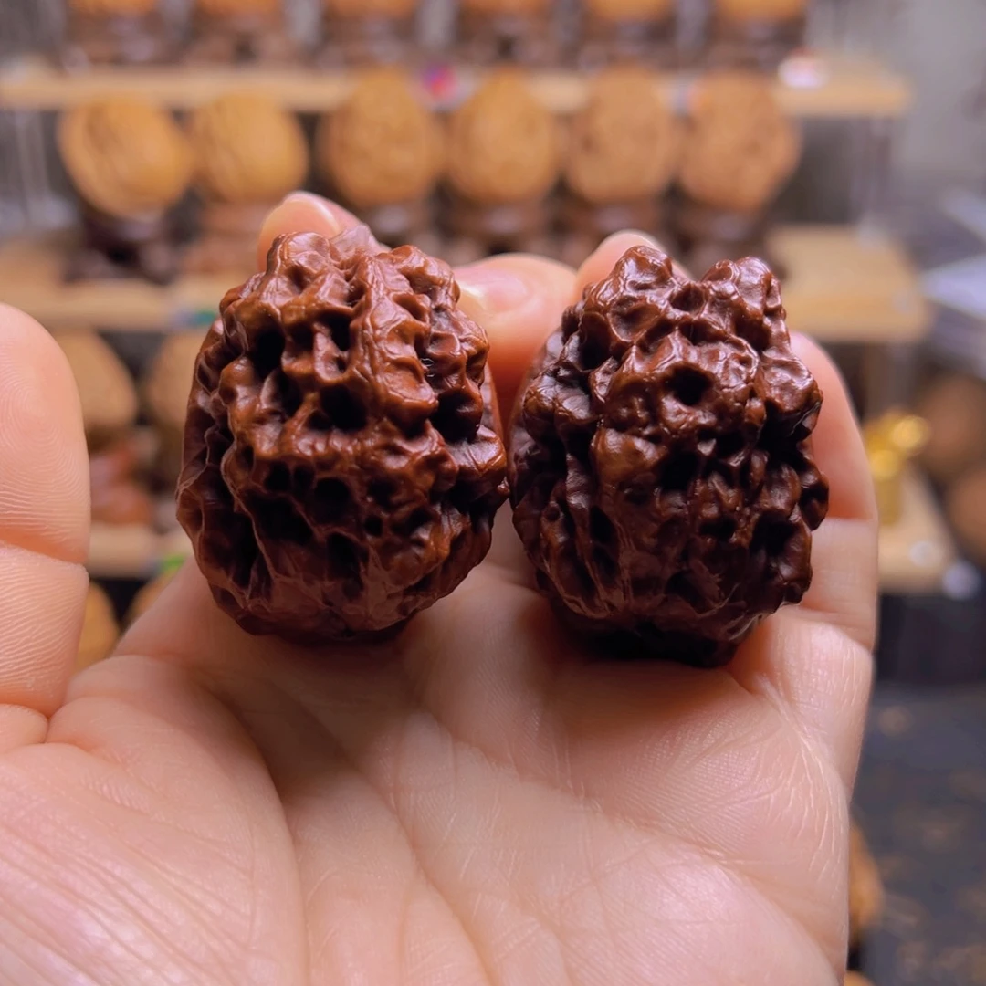 文玩核桃吊坠36w七彩上古蛤蟆头43尺