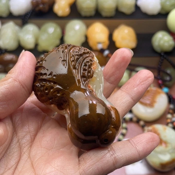 1***8石材古青石手把件