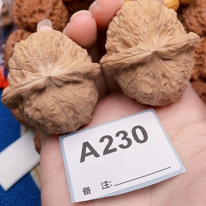 文玩核桃吊坠核桃