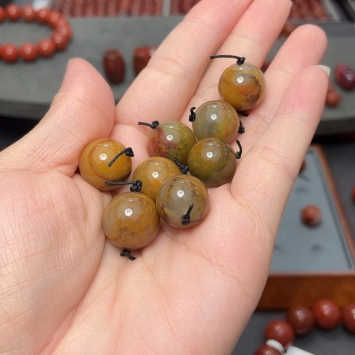 南红玛瑙单珠14mm多样性发1未镶嵌