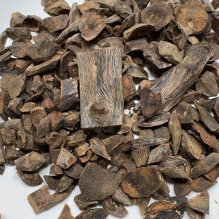 沉香沉香碎屑海南高端乌身圆叶树心油老料5.8克