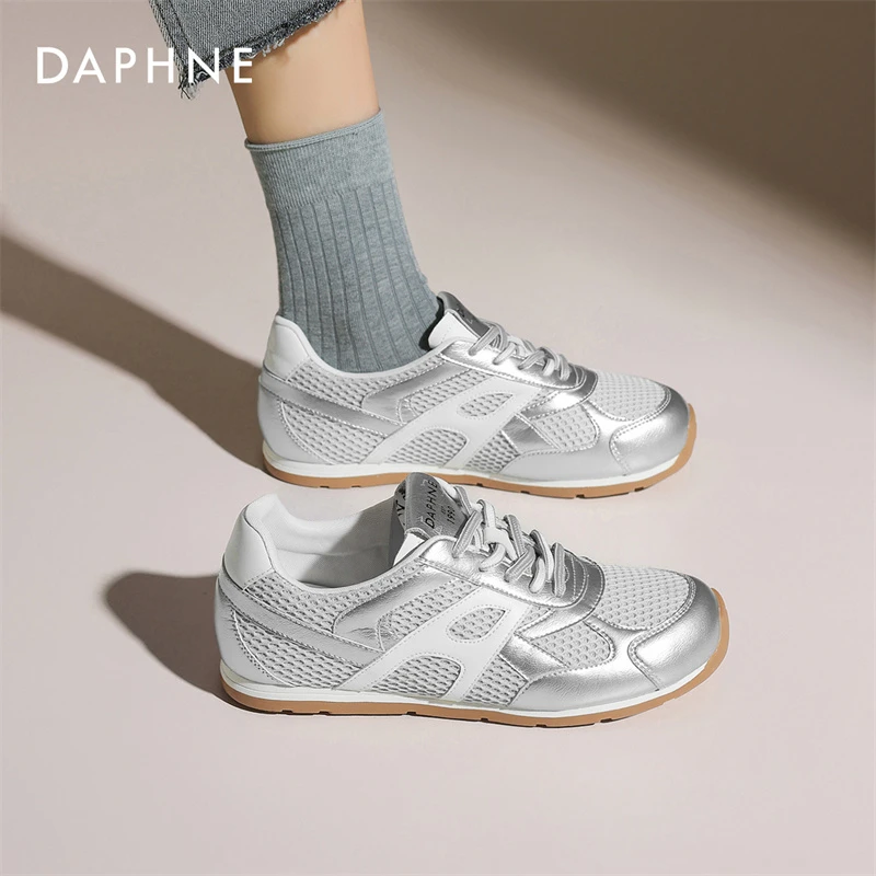 Daphne/达芙妮银色针织透气休闲鞋女春新款百搭小白鞋时尚运动鞋
