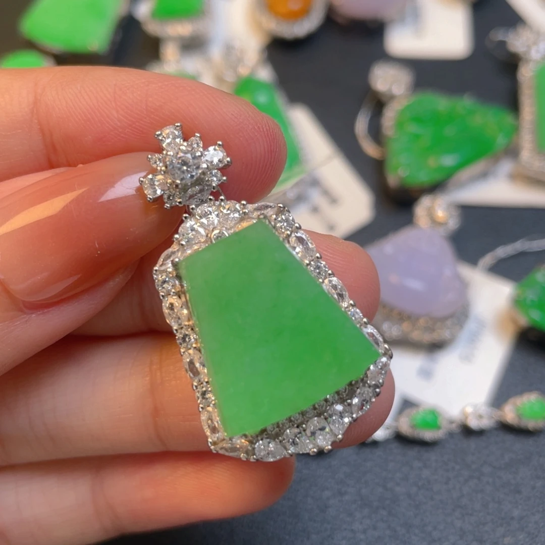 翡翠银S925镶嵌颈饰