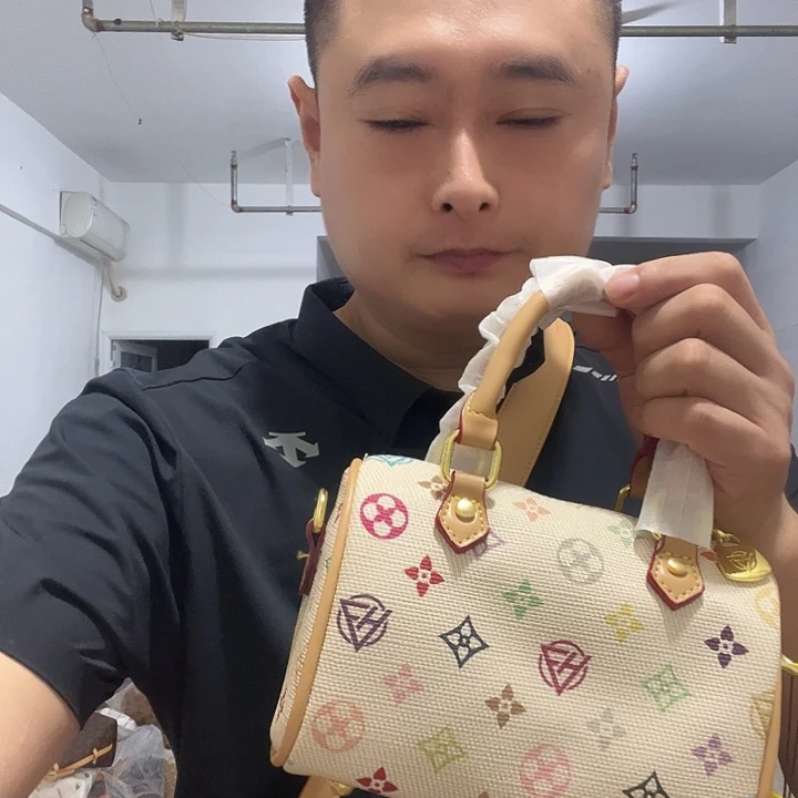 蚕丝犏牛皮（革）驴皮（革）