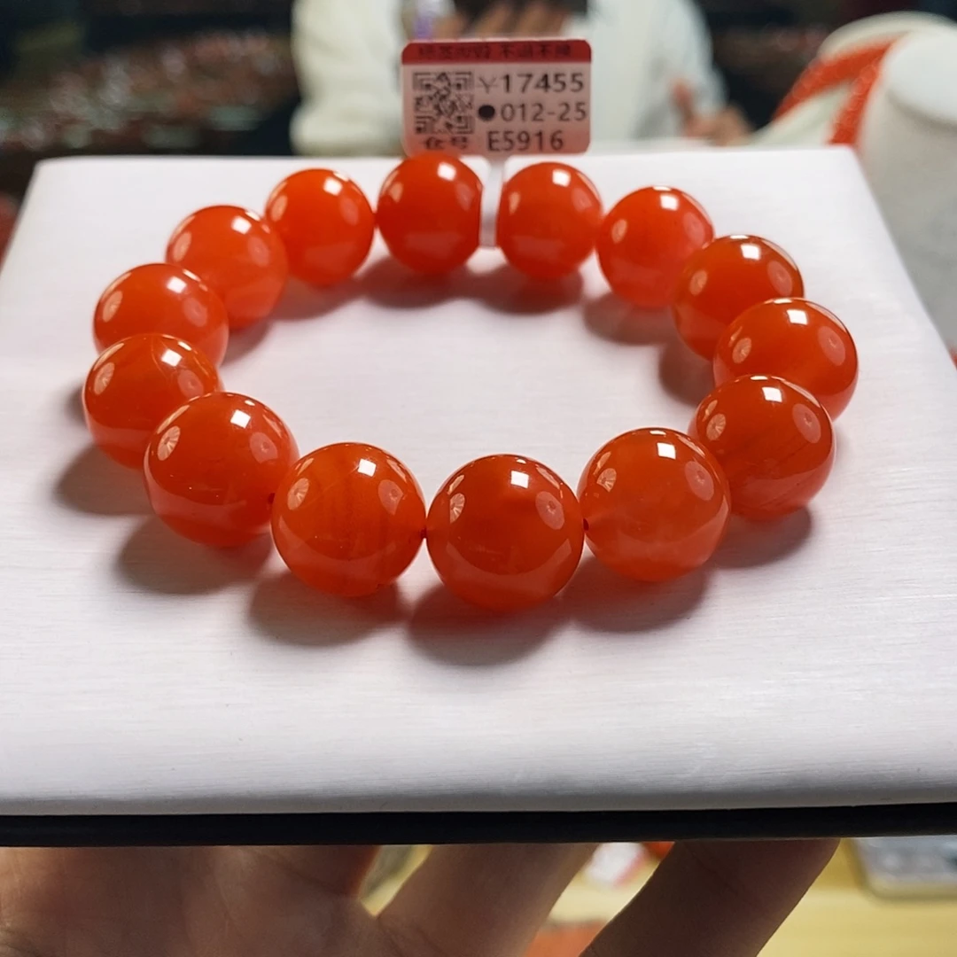 未镶嵌滴水洞  15mm    多样性发一南红玛瑙