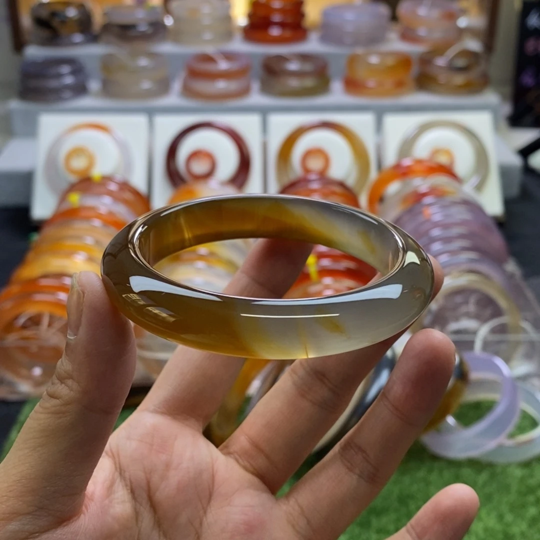 手镯玛瑙/玉髓未镶嵌