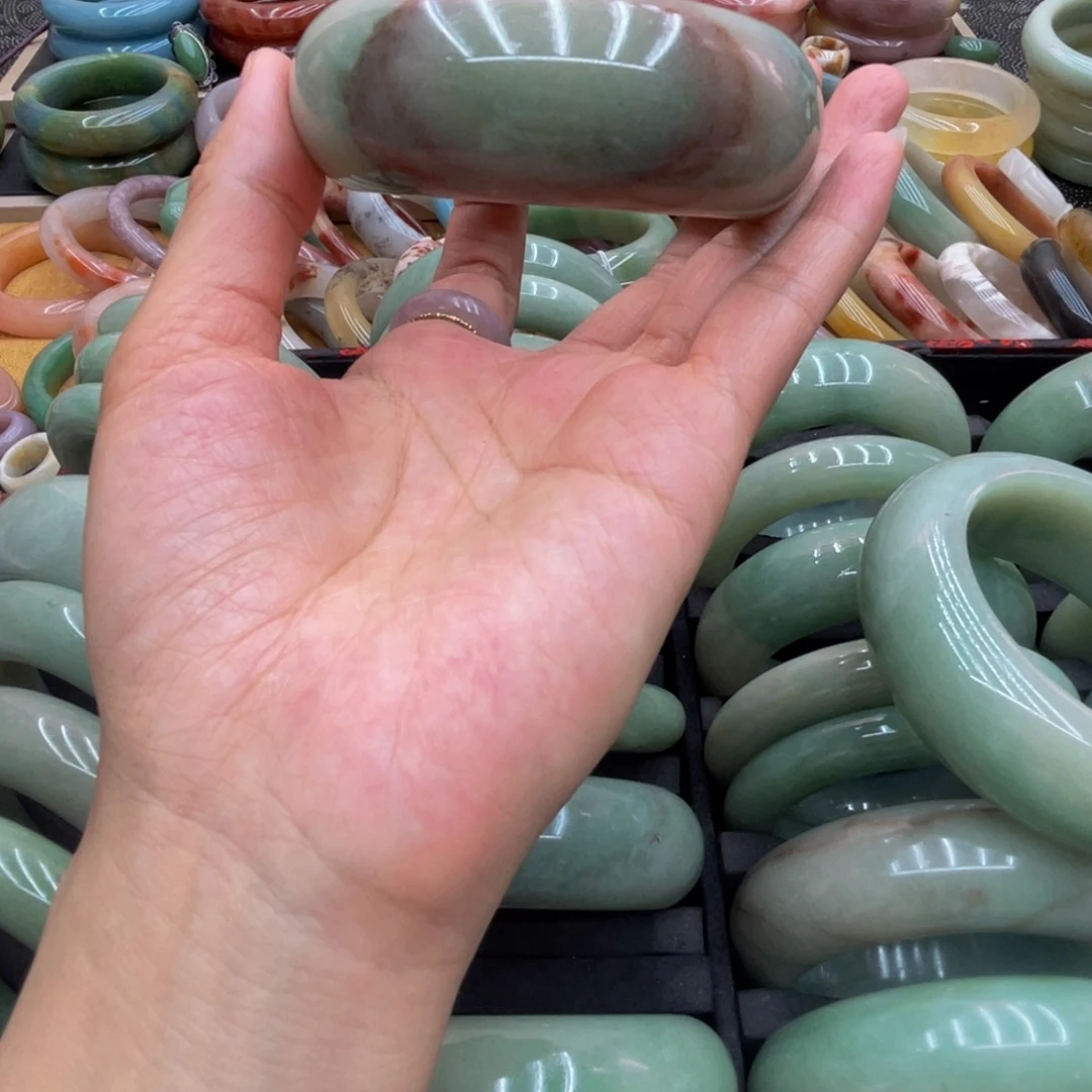 爱***子未镶嵌圈口54石英质玉