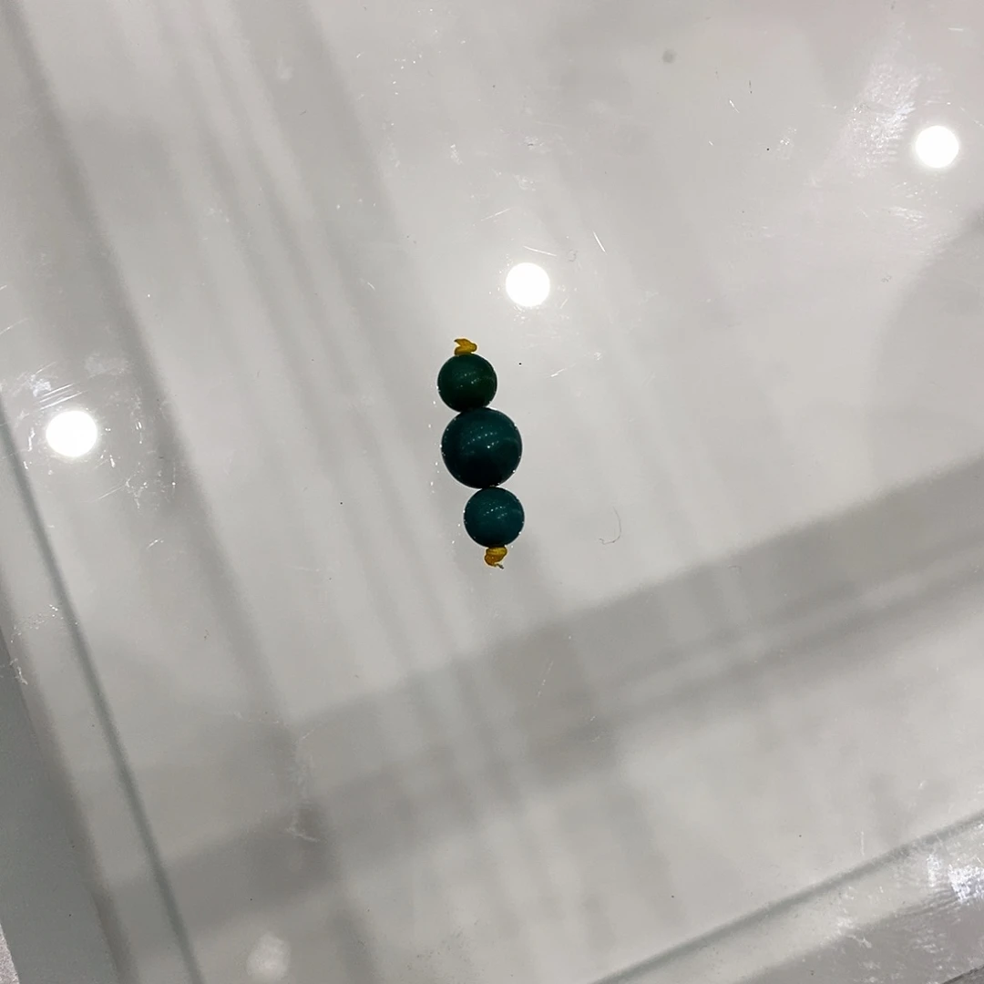 高瓷精品老油绿配珠3颗c