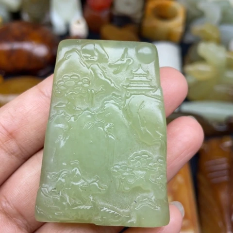蛇纹石玉未镶嵌颈饰18