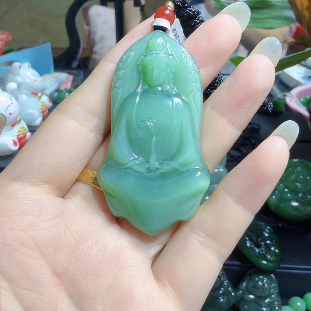 莲***者和田玉（碧玉）未镶嵌颈饰